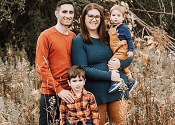 Stouffville babies and family photographer Sweet Tales Photography