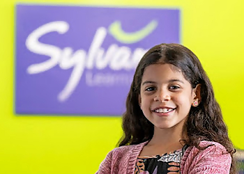 Sylvan Learning of Oakville Ontario - Oakville, ON Tutoring Centers - Student Image