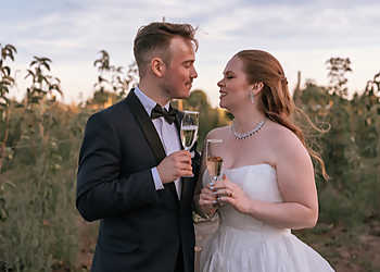 TAM Studios - Mississauga, ON Photographes De Mariage - Service Image