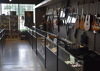 T & T Pawn and Loan - Abbotsford, BC Pawn Shops - Service Highlights