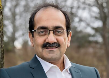 Tahir Iqbal Malik - SILVER LINING PSYCHOLOGICAL SERVICES - Brampton, ON Therapists - Doctor Portrait Image