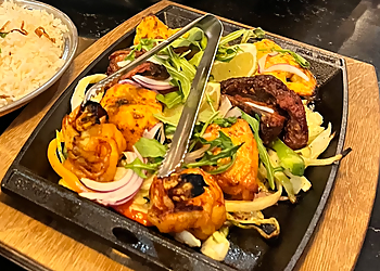 Laval indian restaurant Tandoori Palace