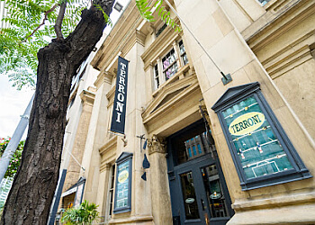 Toronto Restaurants Italiens Terroni Adelaide