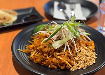 Whitby thai restaurant Thai on Brock