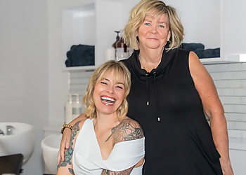 The Cutting Edge The Cutting Edge - Milton, ON Salons De Coiffure - Beauty Professional Image
