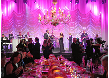 Montreal Entreprises De Divertissement The Directors Showband