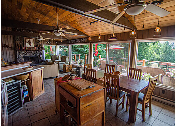 Chilliwack bed and breakfast The Fraser River's Edge B&B Lodge