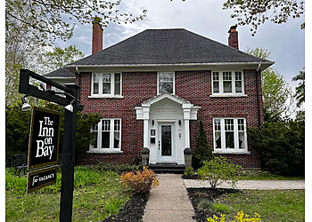 Orillia bed and breakfast The Inn On Bay