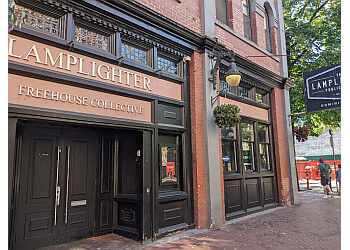 Vancouver Pubs The Lamplighter Public House