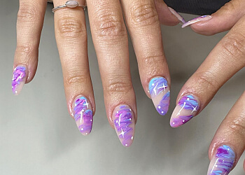 Nanaimo nail salon The Nail Lounge