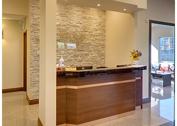 Mississauga urgent care clinic The Queen Clinic