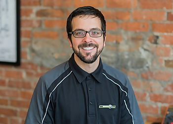 Thomas Eagles B.Sc, R.Kin, Domp, D.Sc.O - FREEMOTION THERAPY Thomas Eagles B.Sc, R.Kin, Domp, D.Sc.O - FREEMOTION THERAPY - Hamilton, ON Manual Osteopaths - Practitioner Image