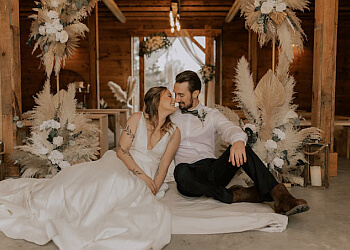 North Bay Planificateurs De Mariage Tickled Pink Brides