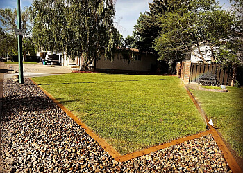 Lethbridge Paysagistes Timberwood Landscaping Ltd.