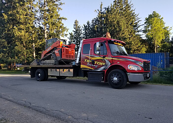 Hamilton towing service Tip Top Towing