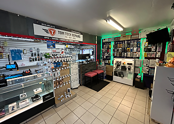 Kingston cell phone repair Tom Tech Repairs & Games