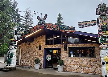 North Vancouver bbq restaurant Tomahawk Restaurant