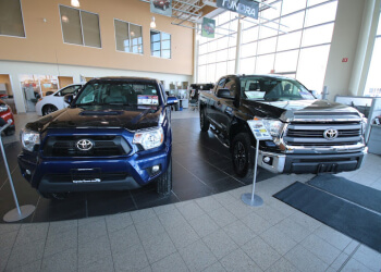 London Concessionnaires d'automobile ToyotaTown