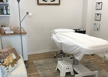 North Bay spa Travelling Toes Skincare & Esthetics Boutique