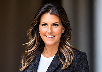 Trish Todd - REVEL REALTY INC. BROKERAGE Trish Todd - Kawartha Lakes, ON Agents Immobiliers - Professional Agent Image