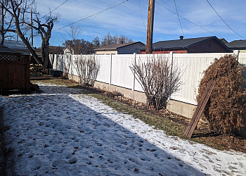 Medicine Hat fencing contractor True Gritt Fencing