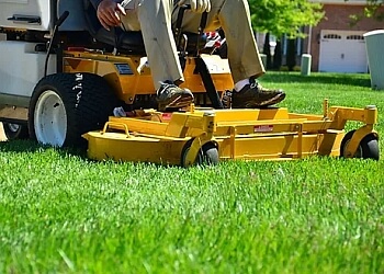 Halton Hills lawn care service Turf Pros Lawn Care 