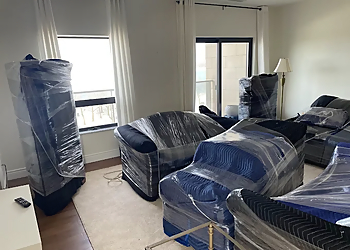 Two Men and a Truck - Windsor, ON Moving Companies - Service Image