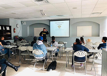 Windsor driving school U-Star Driving School