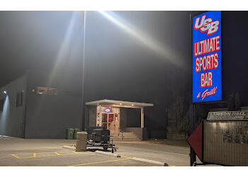 Chatham sports bar Ultimate Sports Bar