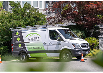 North Vancouver window cleaner Umbrella Property Services