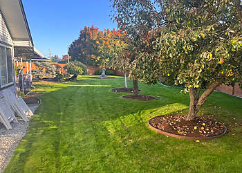 Universoul Lawn Care - Nanaimo, BC Lawn Care Services - Service Image
