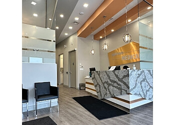 Oakville urgent care clinic Uptown Medical