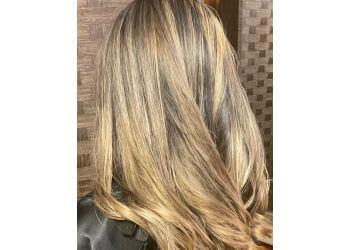 Fredericton Salons De Coiffure Urban Soul Salon and Spa