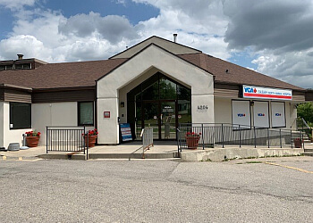 Calgary veterinary clinic VCA Canada Calgary North Animal Hospital image 1