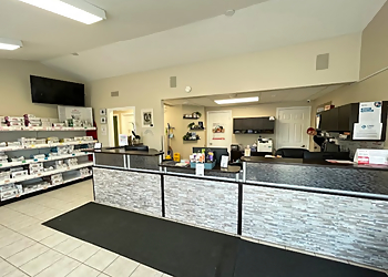 VCA Canada Jackson Creek Animal Hospital - Peterborough, ON Veterinary Clinics - Reception Area Image