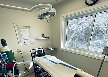 VCA Canada Jackson Creek Animal Hospital - Peterborough, ON Veterinary Clinics - Treatment Room Image