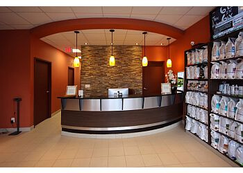 Vaughan veterinary clinic Vellore Woods Veterinary Clinic