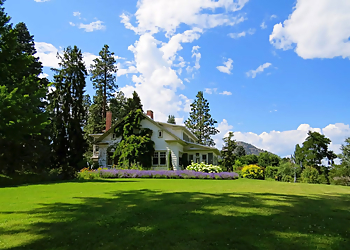 Niagara Falls lawn care service VJ Landscaping LTD