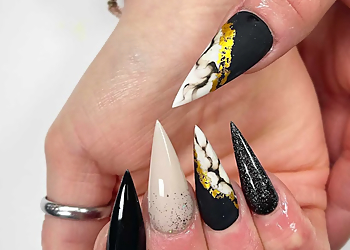 Moncton nail salon V Nails & Beauty Moncton