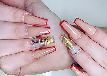 Red Deer nail salon V Nails Red Deer