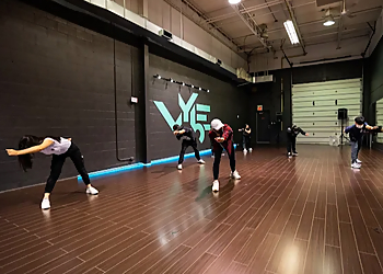 VYbE Dance Company - Markham, ON Wedding Dance Choreography - Dance Practice Image