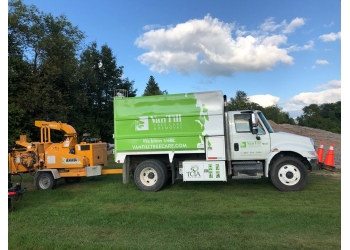 Peterborough tree service Van Till Tree Care