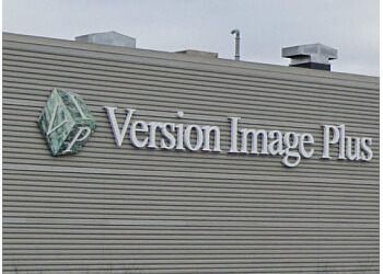 Laval sign company Version Image Plus Inc.