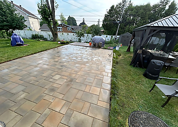 Verts Par Experts Pavé et Paysagistes - Laval, QC Landscaping Companies - Outdoor Work Image