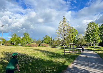 Veterans Park - Newmarket, ON Public Parks - Visitor Experience Image