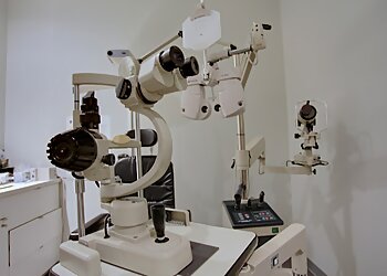 Sherbrooke optometrist Vicky Gaboury, OD - OPTOPLUS SHERBROOKE