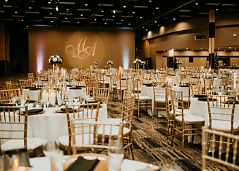 Saskatoon Planificateurs De Mariage  Victoria Montgomery Design