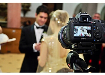 Brampton videographer Video Gems Productions