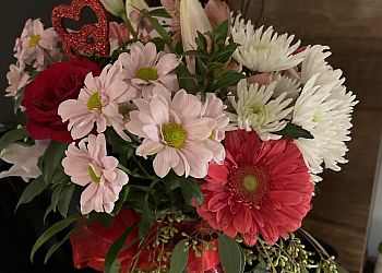3 Best Florists in Kelowna, BC - Expert Recommendations