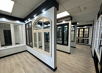 Vinyl Light Windows & Doors Vinyl Light Windows & Doors - Toronto, ON Fabricants de Fenêtres et portes